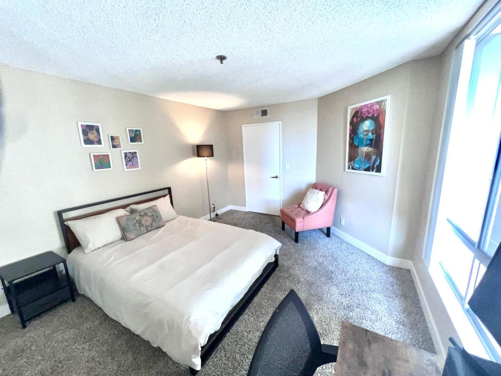 Hollywood Two Bedroom & Free Two Parking Spots Apartment Лос Анджелис Екстериор снимка